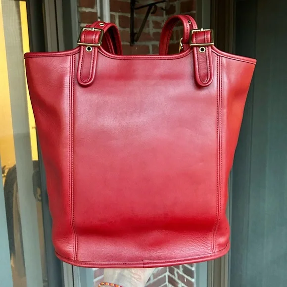 Vintage coach legacy shopper tote style 9090 red leather shoulder